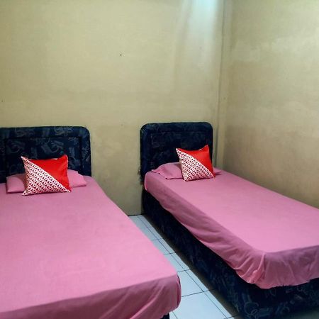 Oyo 90041 Hotel Sinar Lumayan Syariah 巴厘巴板 外观 照片