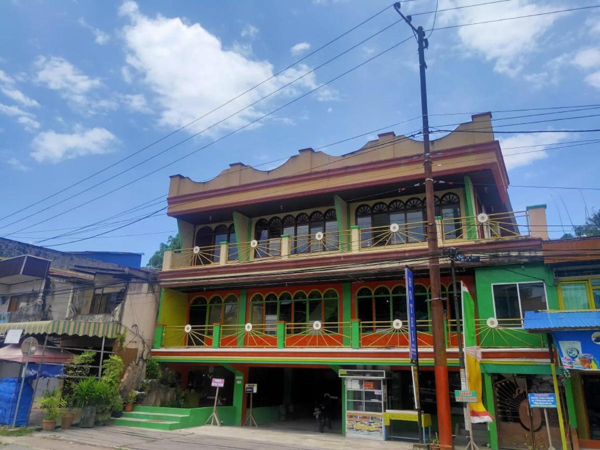 Oyo 90041 Hotel Sinar Lumayan Syariah 巴厘巴板 外观 照片